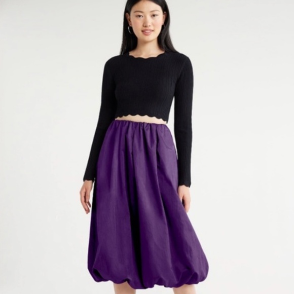 Scoop NYC Women’s Black Cropped Scalloped Top Size Large NWT - Picture 3 of 10